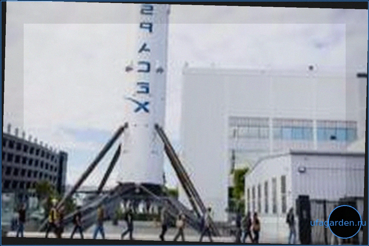 SpaceX Илона Маска оценена почти в $1.8 трлн перед рекордной продажей акций